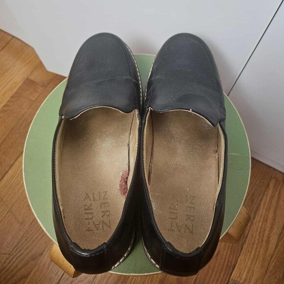 Naturalizer Cabaret Lug Sole Loafers Size 6.5 - Picture 3 of 5